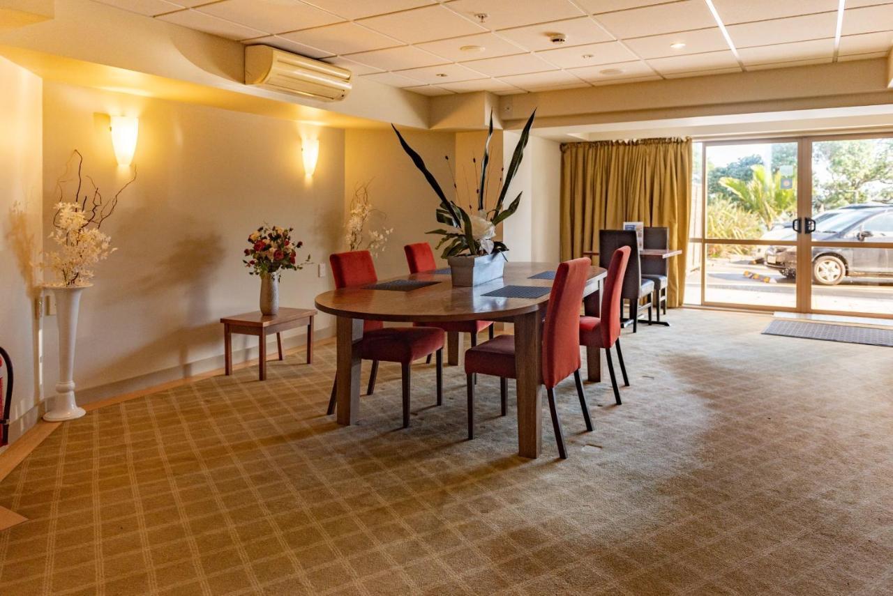 Ocean Breeze Hotel Auckland Bagian luar foto